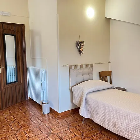 Santa Maria Valleverde Vicinissimo Clinica L'immacolata Bed & Breakfast *