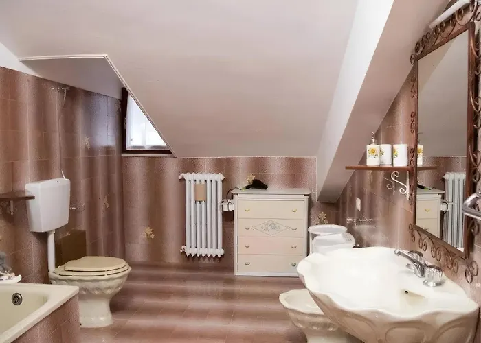 Santa Maria Valleverde Vicinissimo Clinica L'immacolata ベッド・アンド・ブレックファスト チェラーノ